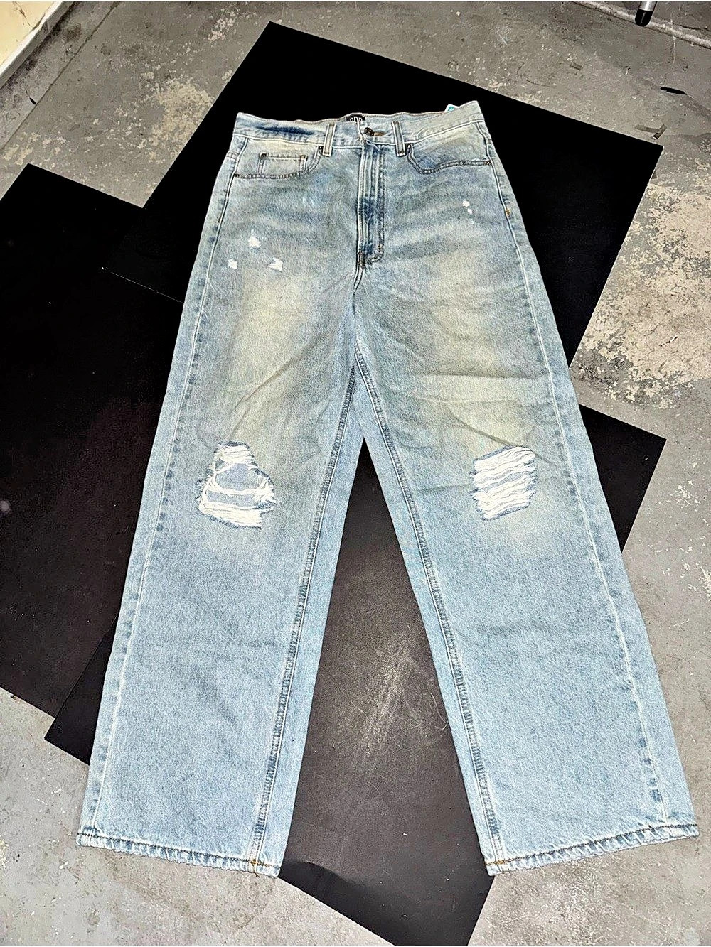 BDG High Rise Loose Baggy Jeans in Blue Waist 30